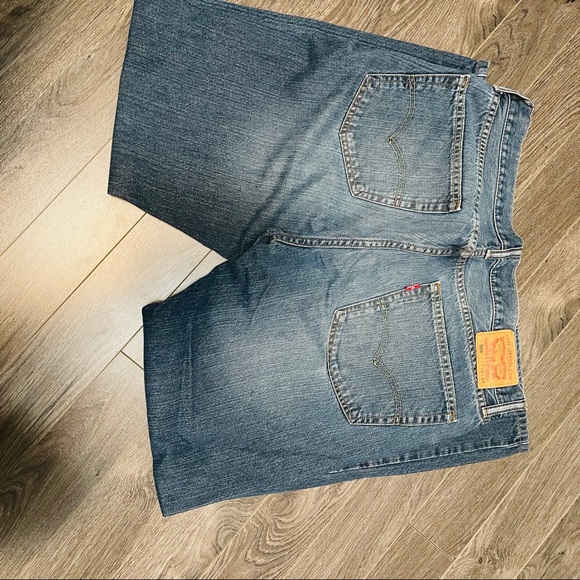 Men 505 Levi’s Jean. - Picture 7 of 7